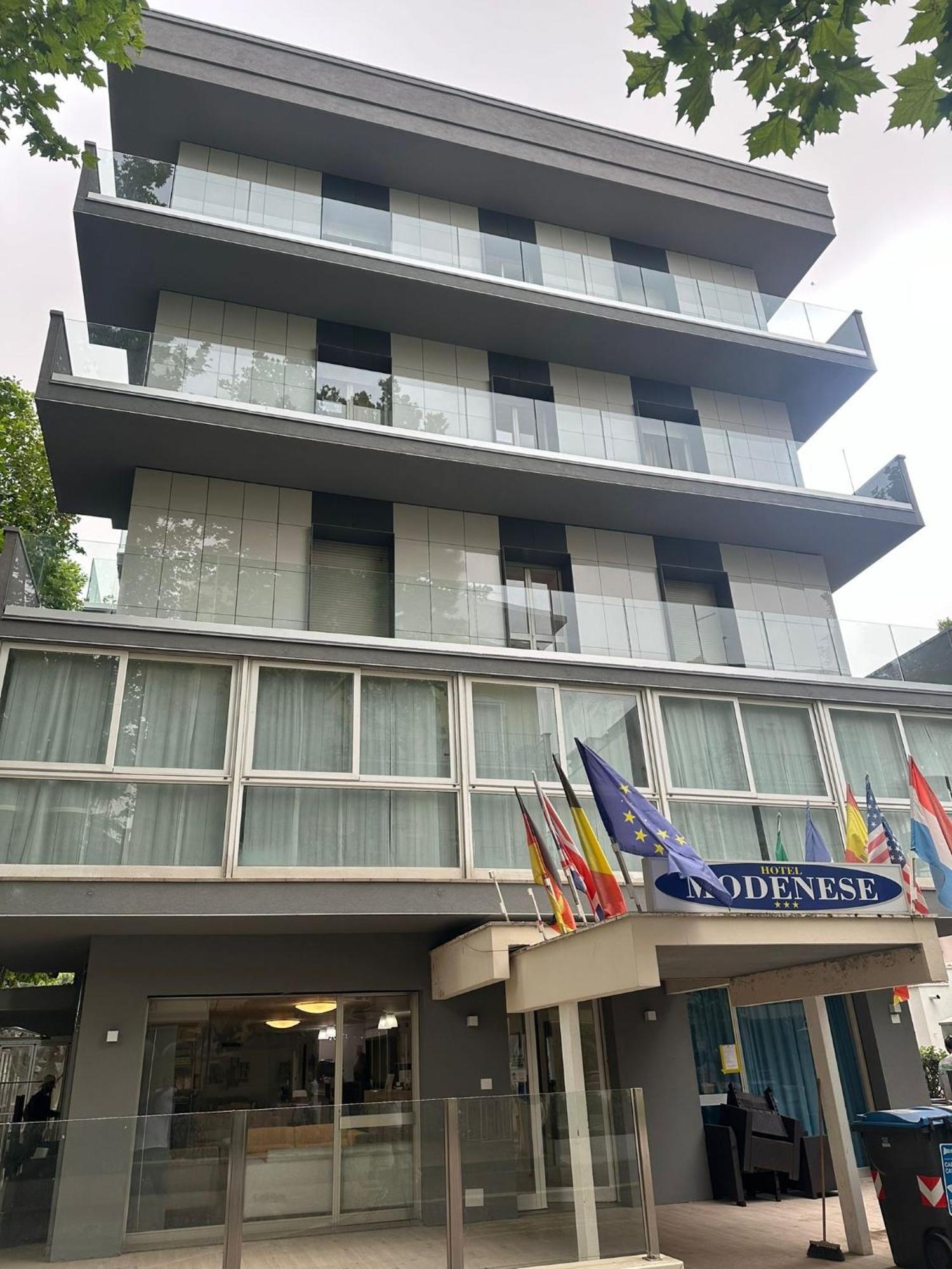 Hotel Modenese Riccione Exterior foto
